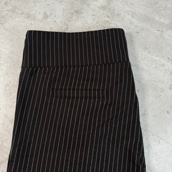 Betabrand black pinstripe flared pants size medium - Picture 9 of 9